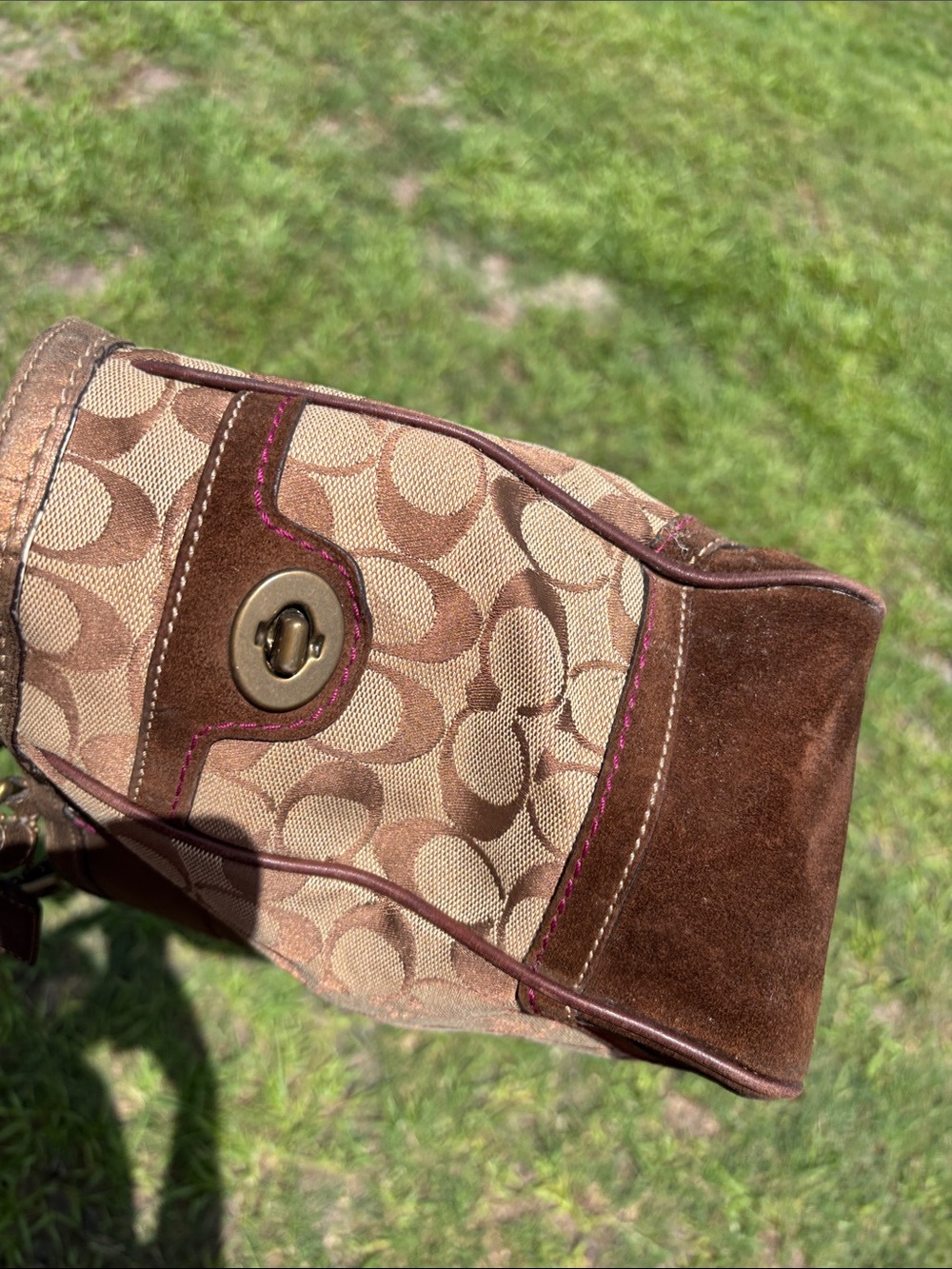CoachY2K from the 2000 Beige and Brown Signature Canvas Tote - Picture 10 of 12
